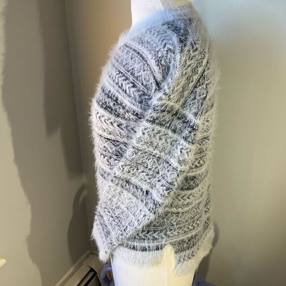 Springfield Knitwear Icy Blue Fuzzy Soft Sparkly Sweater Med - Picture 3 of 16